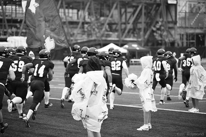 Ken_Raymond_20131019_4547bw