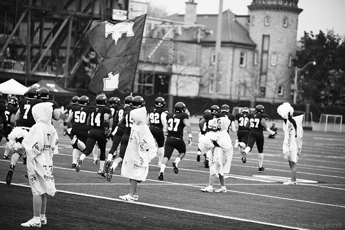 Ken_Raymond_20131019_4548bw