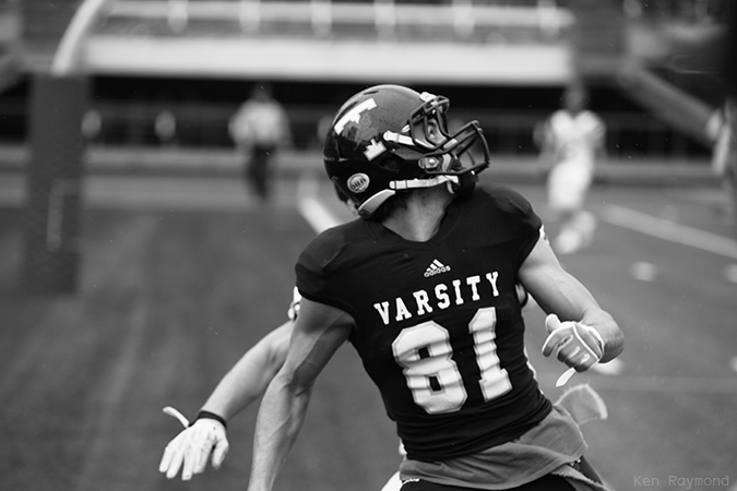 Ken_Raymond_20131019_4603bw